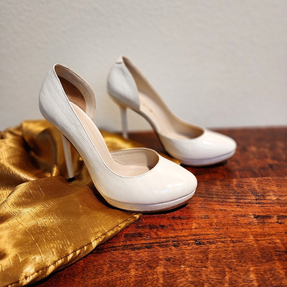 FELLINI Vero Cuoio Italy Leather Wedding White High Heels RARE